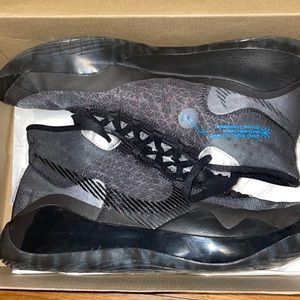 Nike Zoom KD 12 size 12